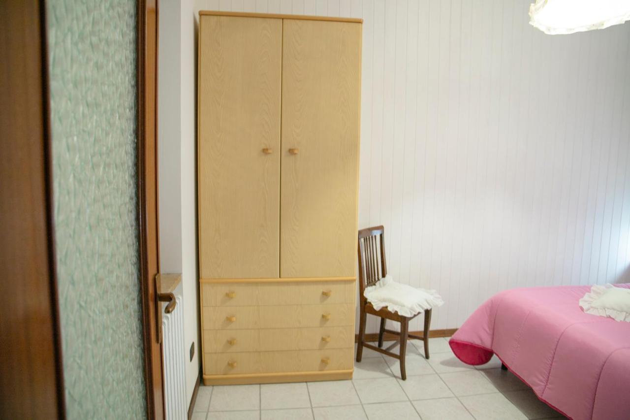 B&B Nonna Bi แซร์ราวัลเล สกรีเวีย ห้อง รูปภาพ